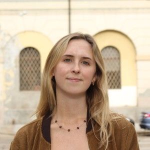 Meet your Posher, Julia